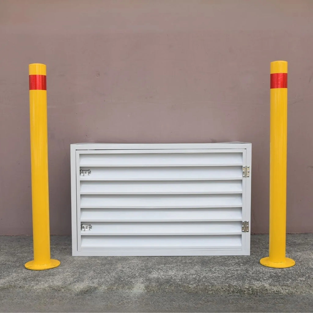 Solar Battery + 2 Surface Mounted Safety Bollard