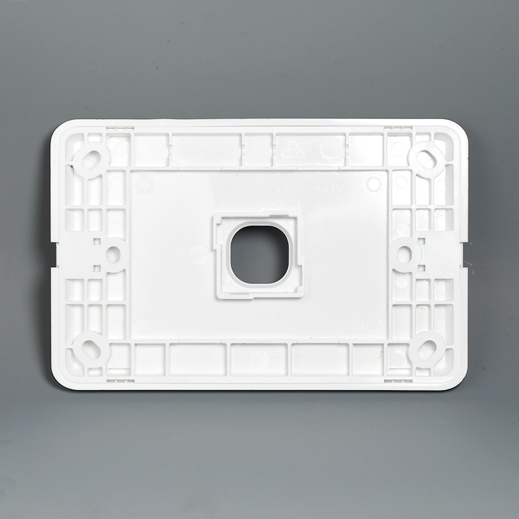 RS201 Blank Plate W/One Hole