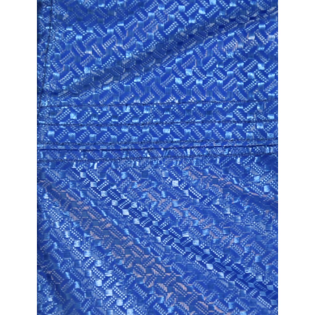 The quality and material of the cleaning bag