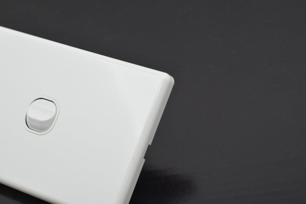 2 Gang Light Switch Vertical 10A 250V KS304-V