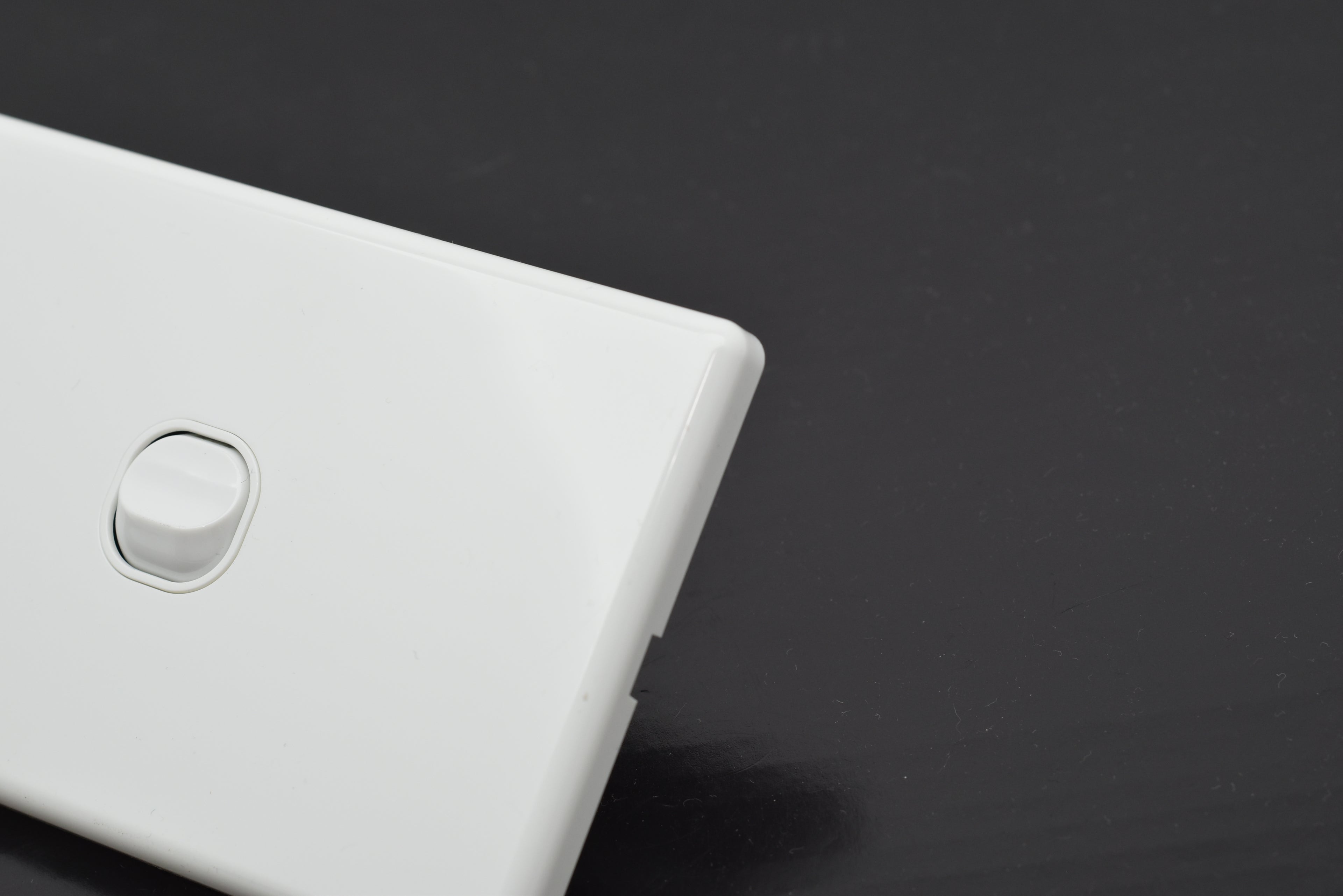 2 Gang Light Switch Vertical 10A 250V KS304-V