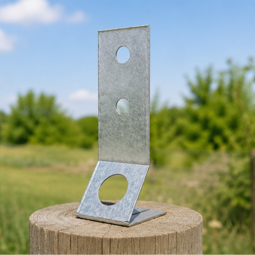 a stud isolator that is designed to mount with mini or standard isolator in open space