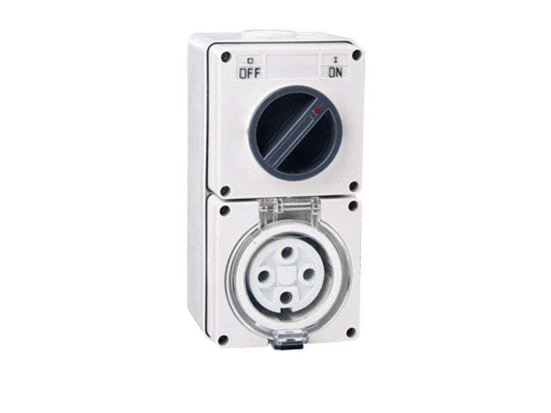 4 Pin 32AMP Combination Switched Socket - Star Sparky Direct
