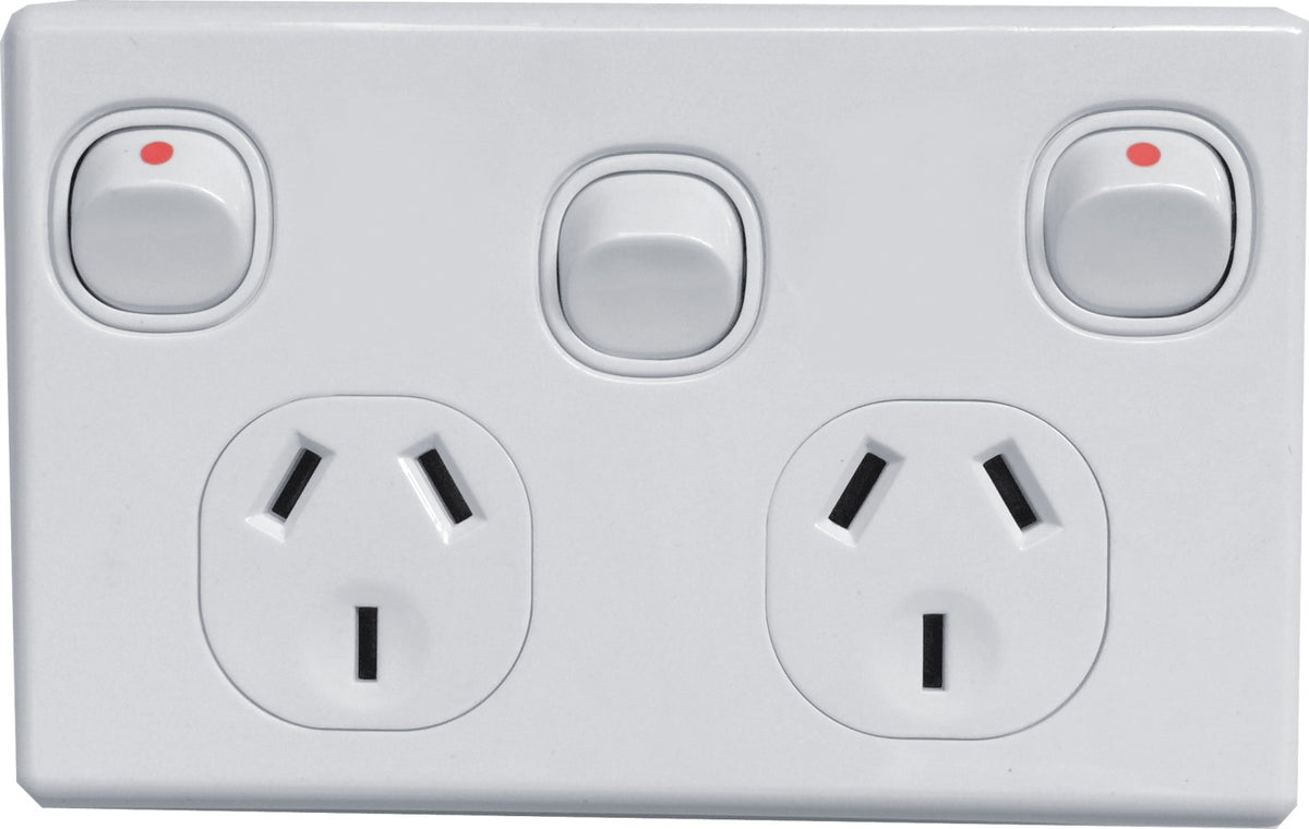3 Gang 2 socket Powerpoint 10A