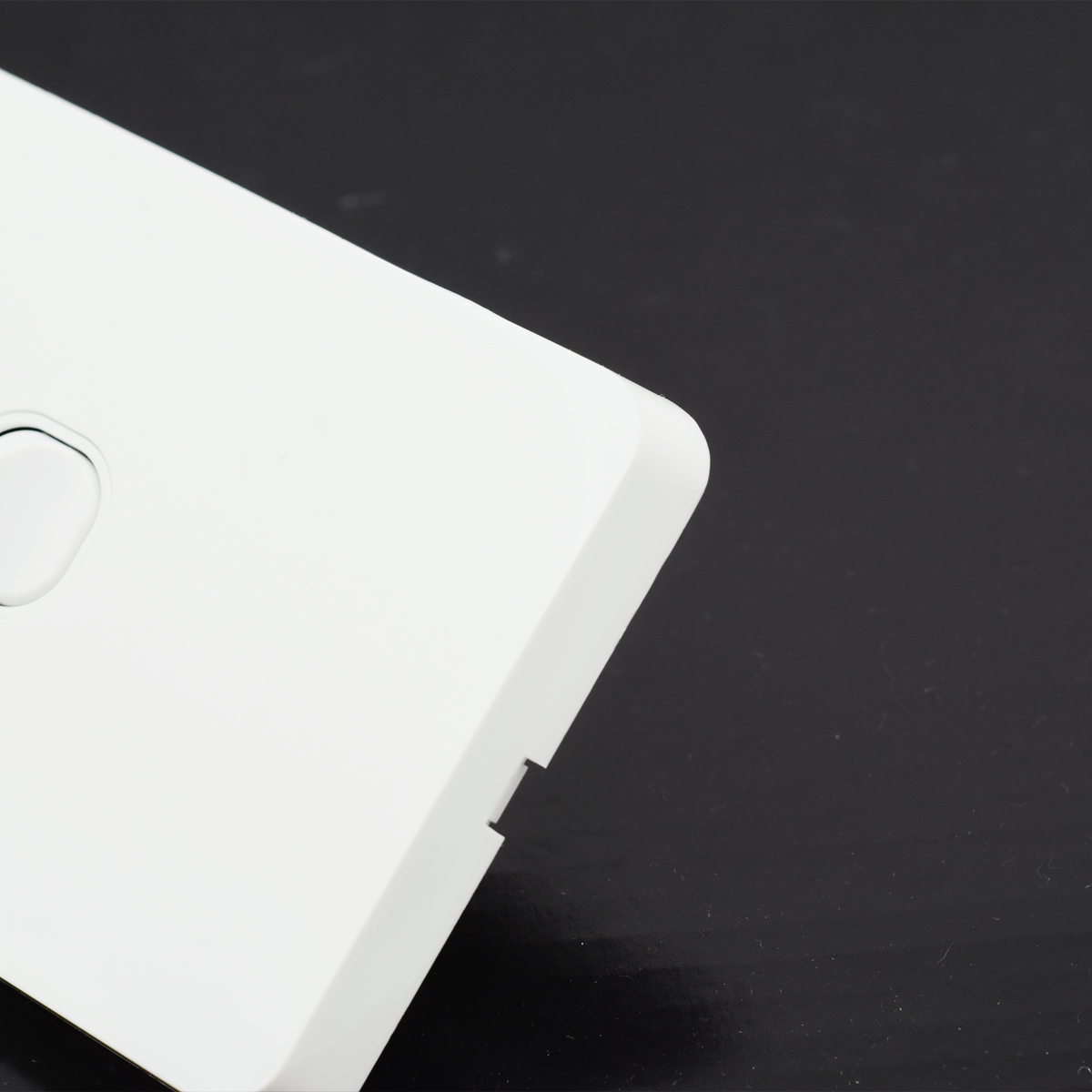 1 Single Gang Double Pole Light Switch - RS303-V
